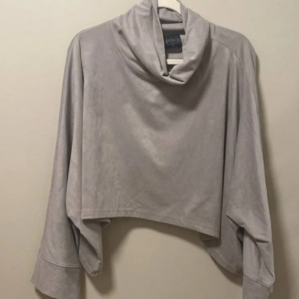 Lime & Vine Faux Suede Crop Top - Picture 5 of 8